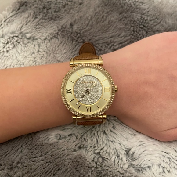 Classic Michael Kors Watch with Leather Strap